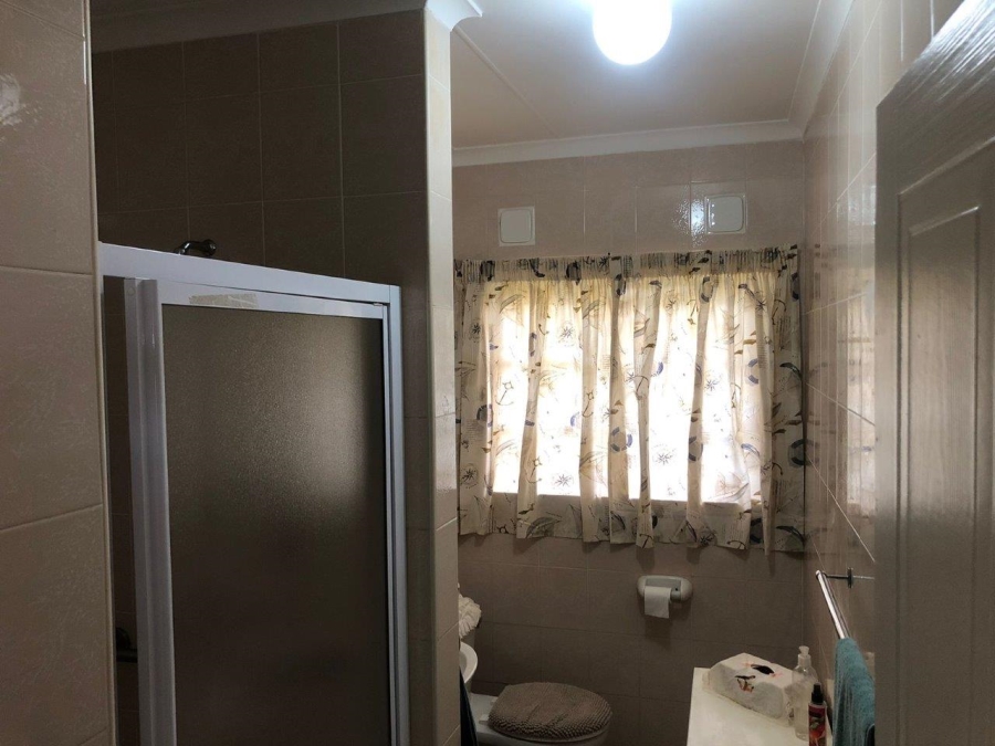 3 Bedroom Property for Sale in Umtentweni KwaZulu-Natal