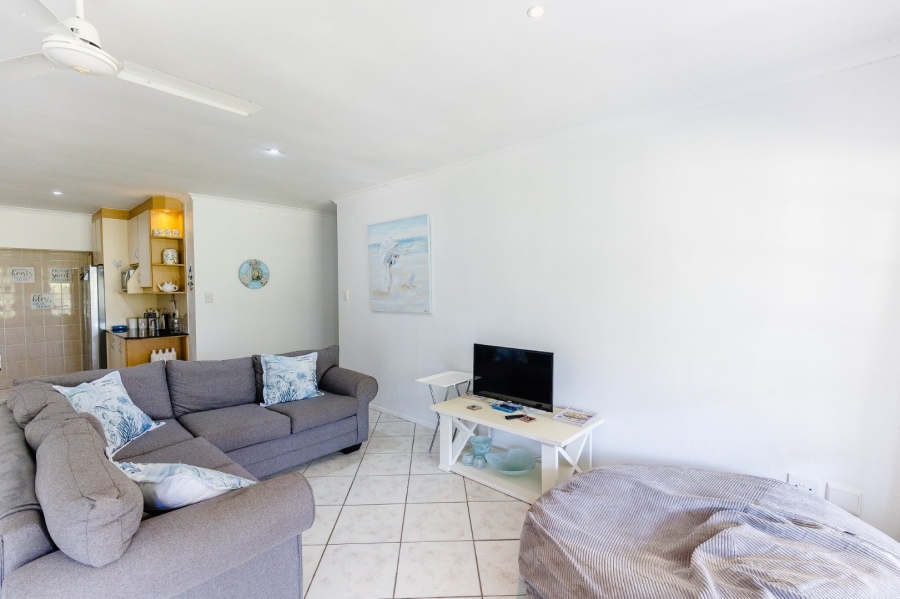 3 Bedroom Property for Sale in Umtentweni KwaZulu-Natal