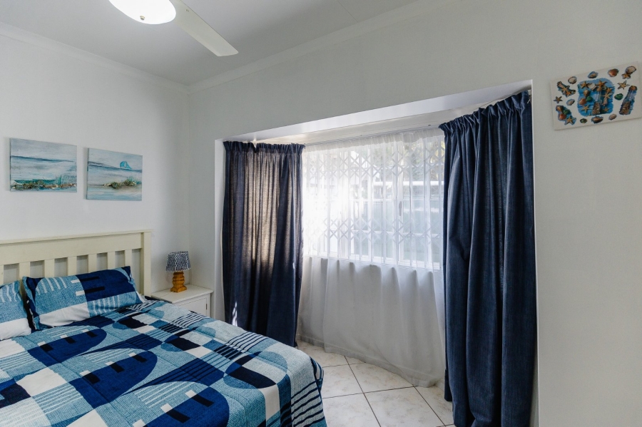 3 Bedroom Property for Sale in Umtentweni KwaZulu-Natal