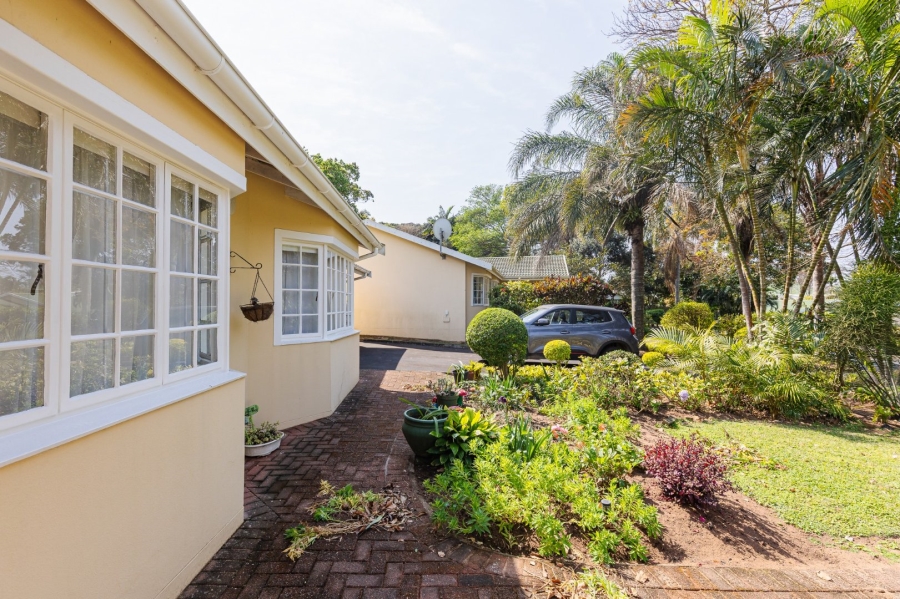 3 Bedroom Property for Sale in Umtentweni KwaZulu-Natal