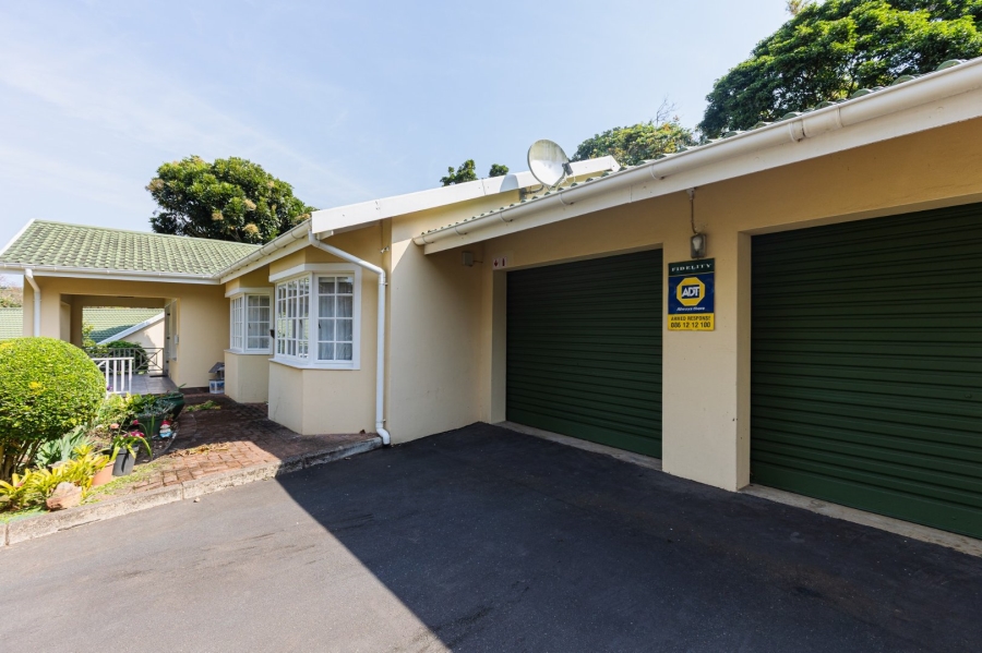 3 Bedroom Property for Sale in Umtentweni KwaZulu-Natal