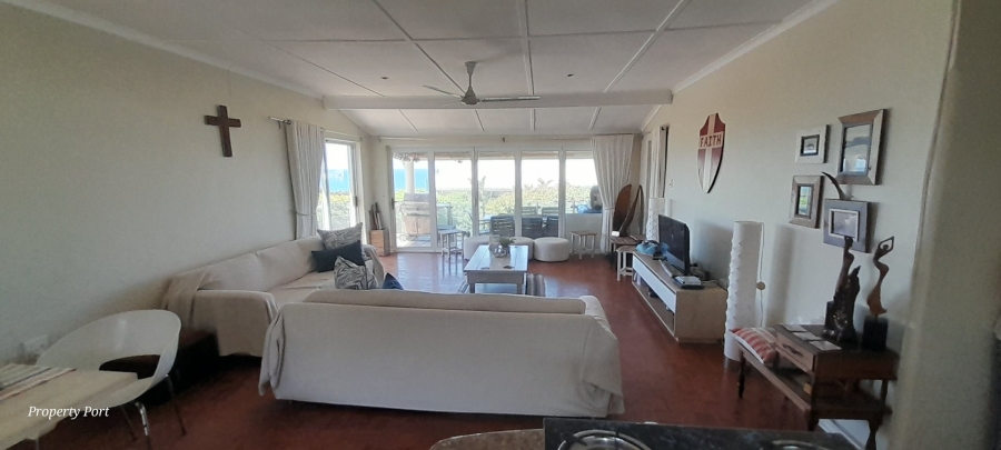 4 Bedroom Property for Sale in Southport KwaZulu-Natal