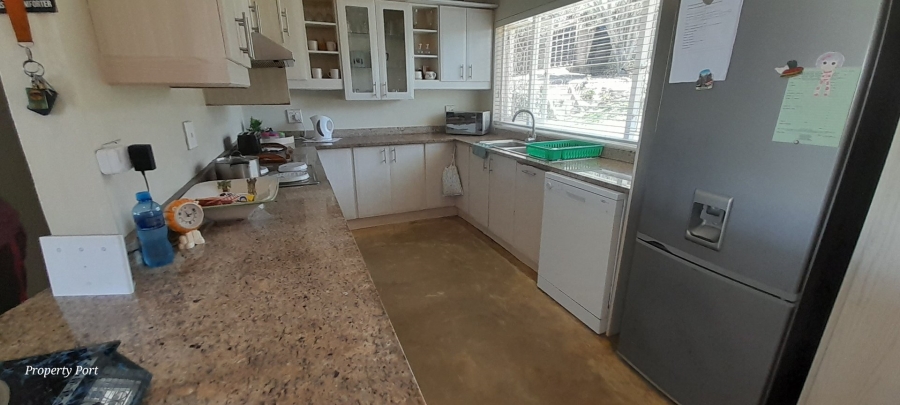 4 Bedroom Property for Sale in Southport KwaZulu-Natal