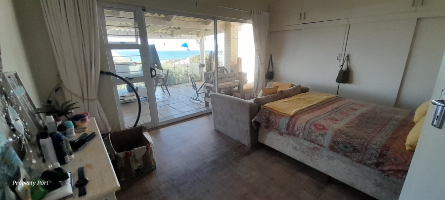 4 Bedroom Property for Sale in Southport KwaZulu-Natal