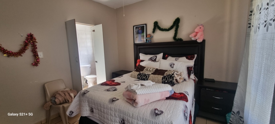 2 Bedroom Property for Sale in Manaba Beach KwaZulu-Natal