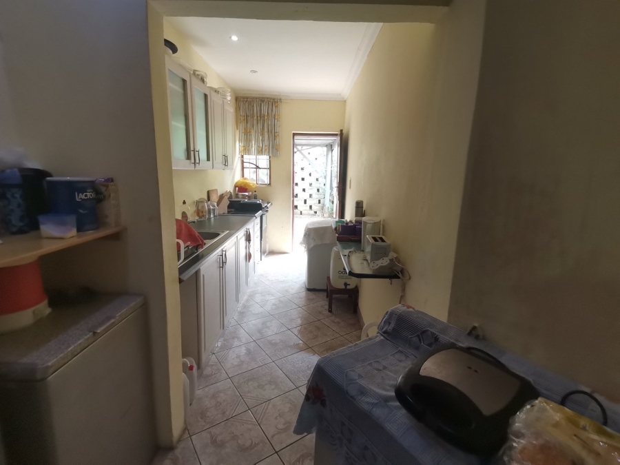 7 Bedroom Property for Sale in Margate KwaZulu-Natal