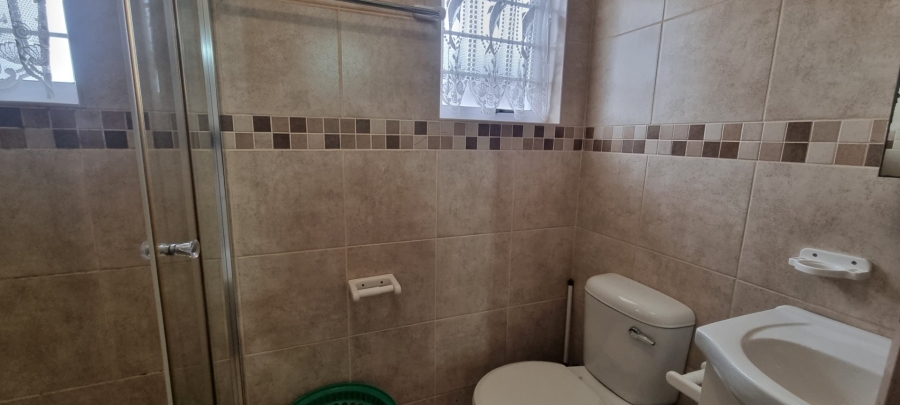 2 Bedroom Property for Sale in Beacon Rocks KwaZulu-Natal