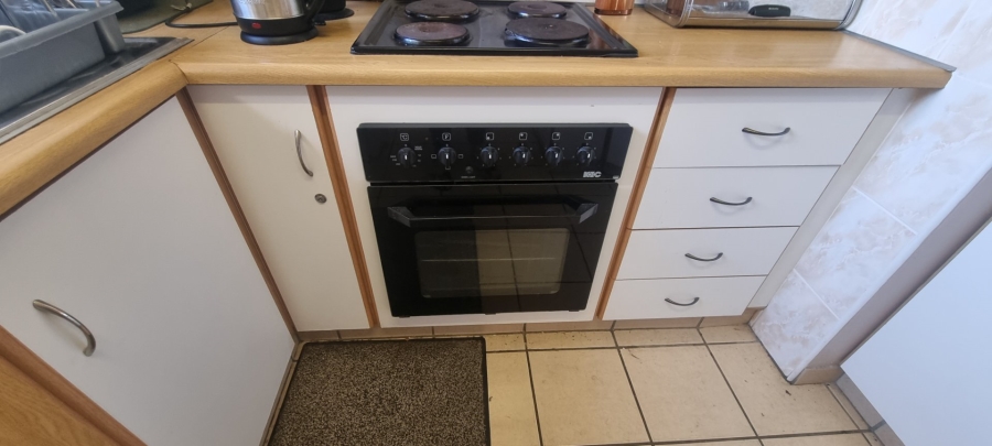 2 Bedroom Property for Sale in St Michaels On Sea KwaZulu-Natal