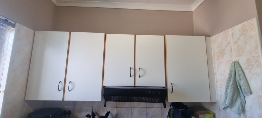 2 Bedroom Property for Sale in St Michaels On Sea KwaZulu-Natal