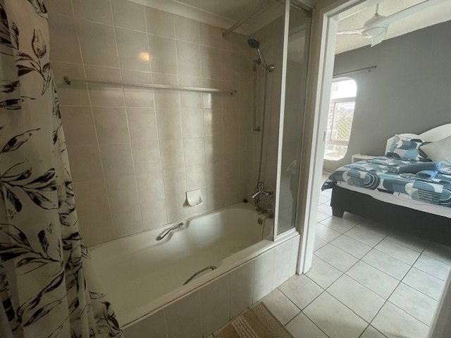 2 Bedroom Property for Sale in Margate Beach KwaZulu-Natal