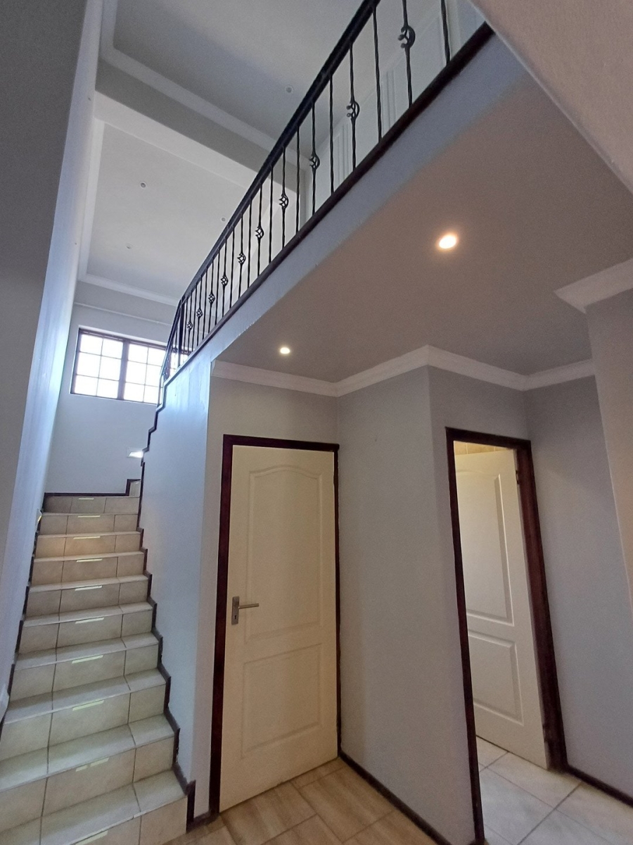 3 Bedroom Property for Sale in Margate KwaZulu-Natal