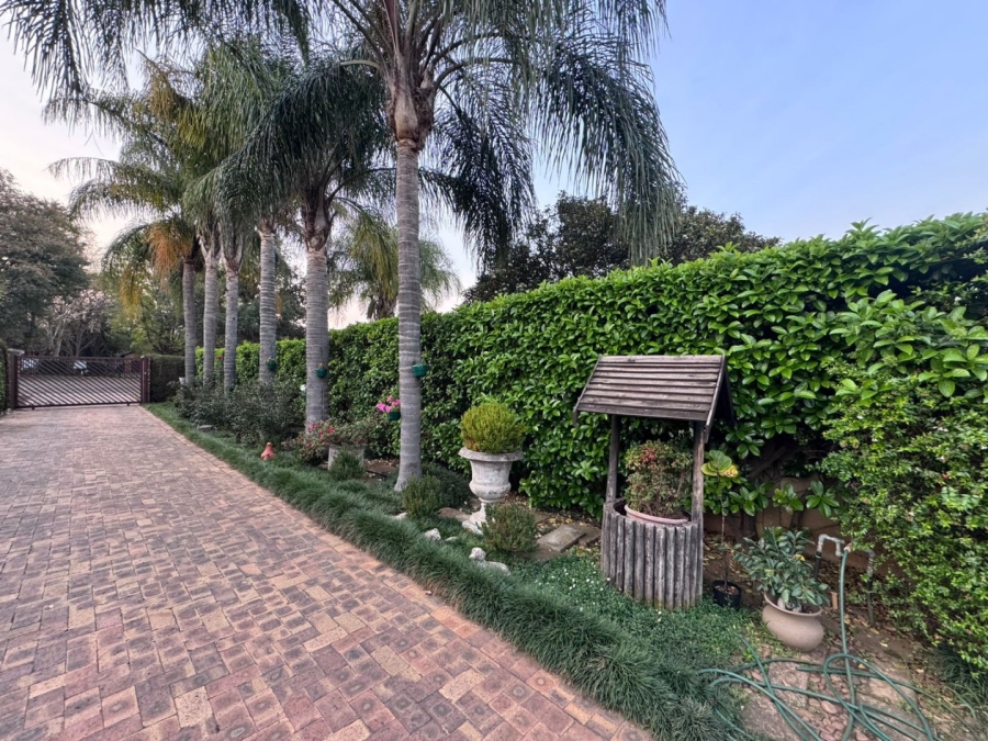 7 Bedroom Property for Sale in Pioneer Park KwaZulu-Natal