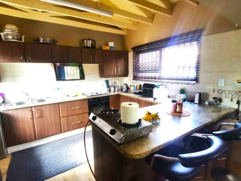 3 Bedroom Property for Sale in Uvongo KwaZulu-Natal
