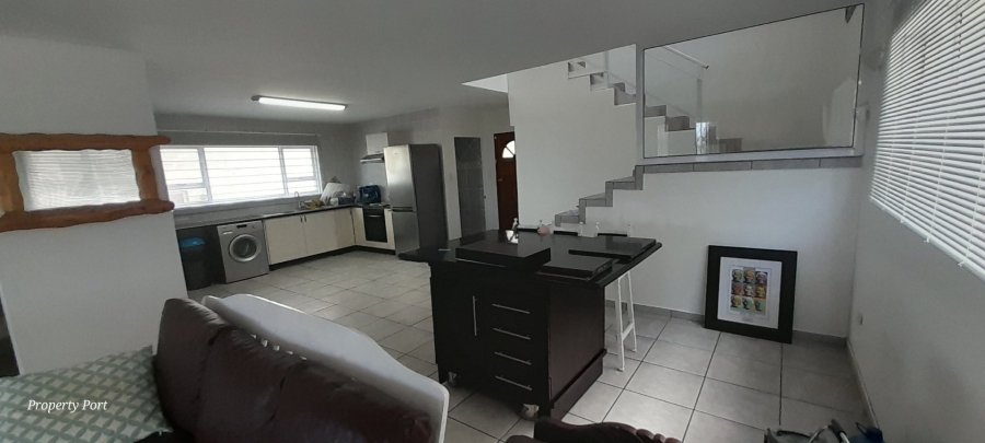 3 Bedroom Property for Sale in Shelly Beach KwaZulu-Natal