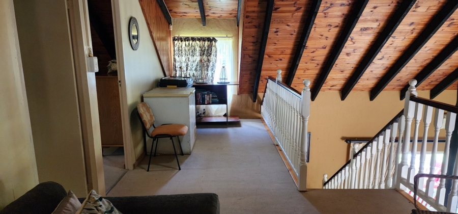 4 Bedroom Property for Sale in Umtentweni KwaZulu-Natal