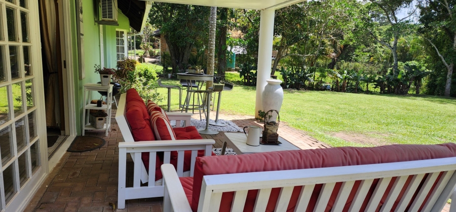 4 Bedroom Property for Sale in Umtentweni KwaZulu-Natal