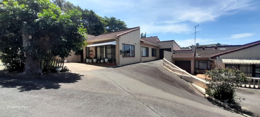 3 Bedroom Property for Sale in Margate KwaZulu-Natal