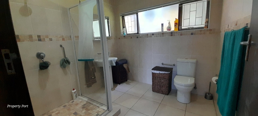 3 Bedroom Property for Sale in Margate KwaZulu-Natal