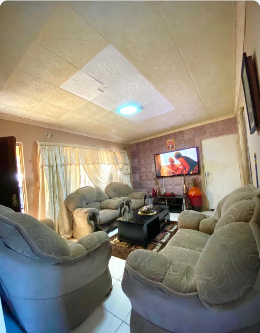  Bedroom Property for Sale in Esikhawini KwaZulu-Natal