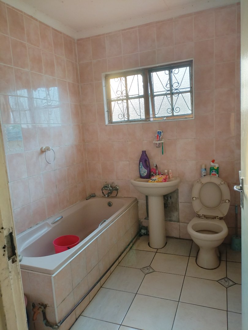  Bedroom Property for Sale in Esikhawini KwaZulu-Natal