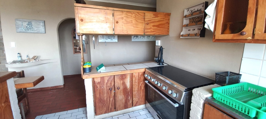 7 Bedroom Property for Sale in Hibberdene KwaZulu-Natal