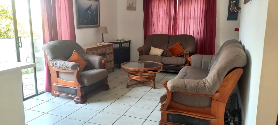 7 Bedroom Property for Sale in Hibberdene KwaZulu-Natal