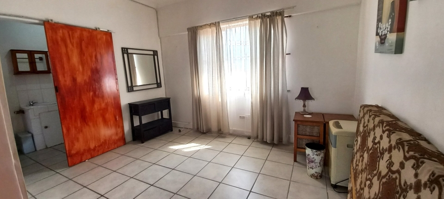 7 Bedroom Property for Sale in Hibberdene KwaZulu-Natal