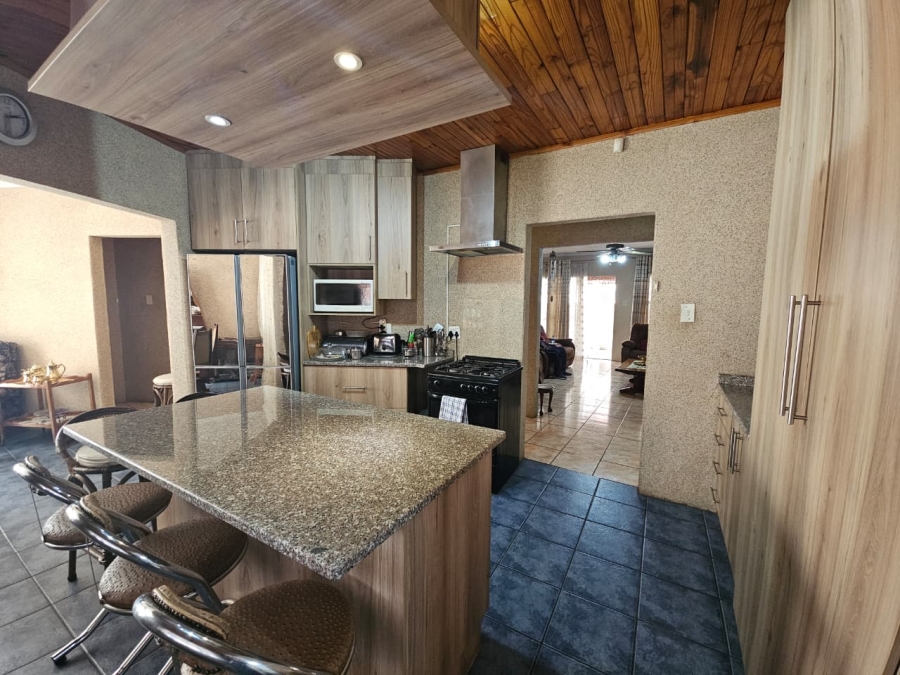 3 Bedroom Property for Sale in Lennoxton KwaZulu-Natal