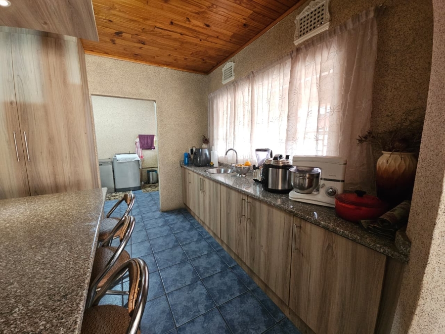 3 Bedroom Property for Sale in Lennoxton KwaZulu-Natal