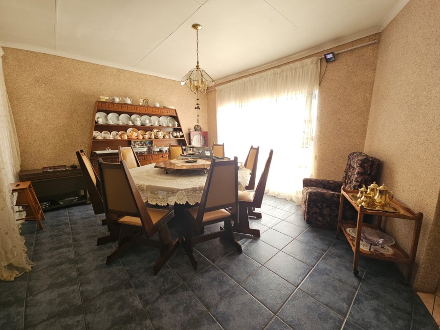 3 Bedroom Property for Sale in Lennoxton KwaZulu-Natal