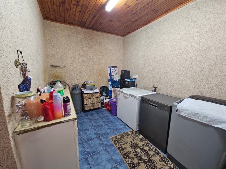 3 Bedroom Property for Sale in Lennoxton KwaZulu-Natal