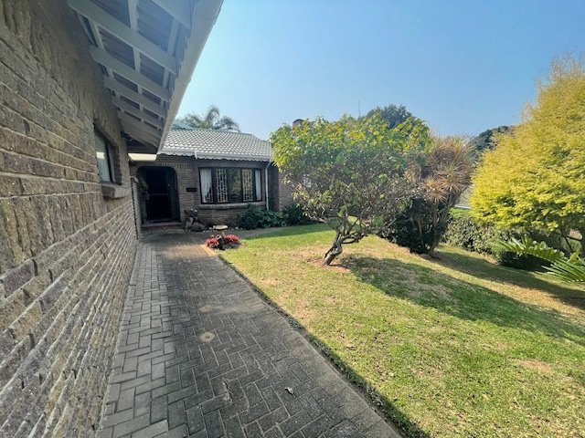 3 Bedroom Property for Sale in Umtentweni KwaZulu-Natal
