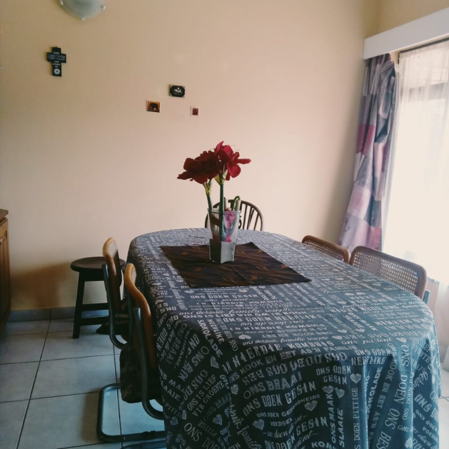 4 Bedroom Property for Sale in St Michaels On Sea KwaZulu-Natal