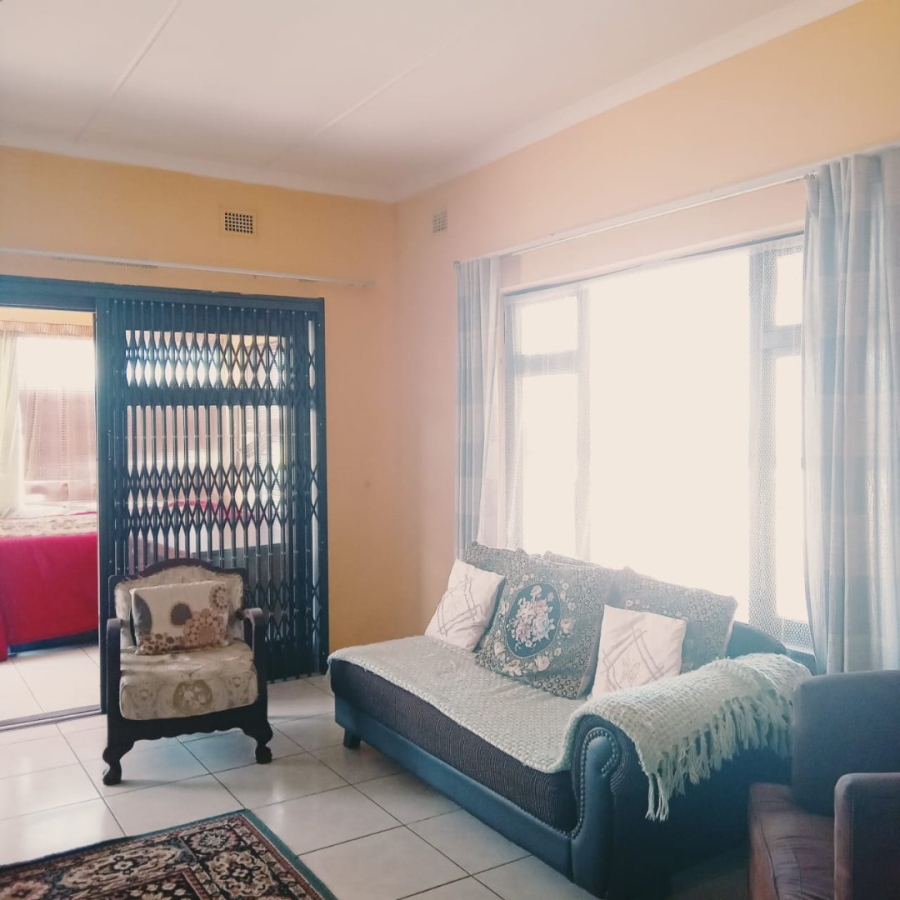 4 Bedroom Property for Sale in St Michaels On Sea KwaZulu-Natal