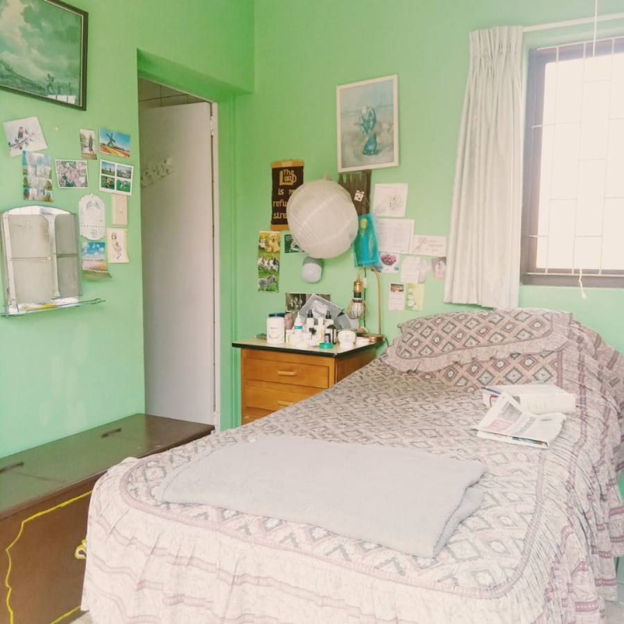 4 Bedroom Property for Sale in St Michaels On Sea KwaZulu-Natal