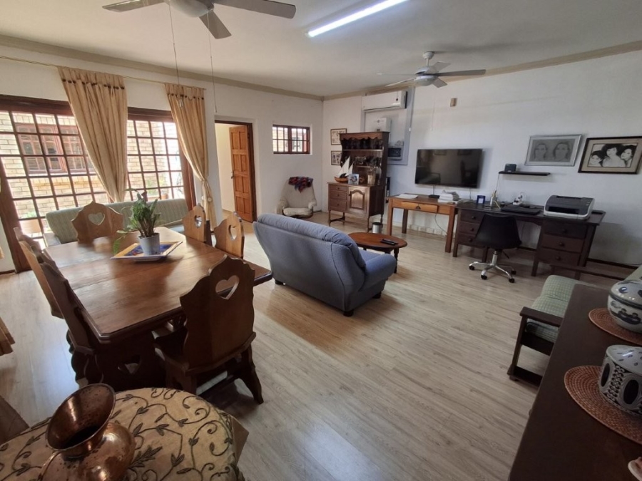 3 Bedroom Property for Sale in Marina Beach KwaZulu-Natal