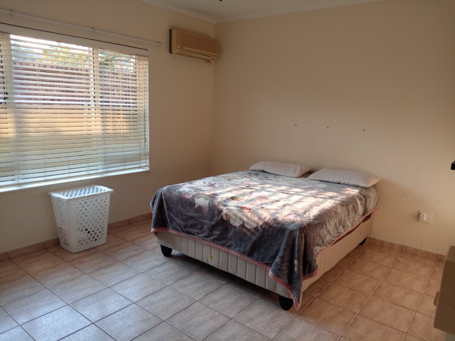 3 Bedroom Property for Sale in Uvongo KwaZulu-Natal