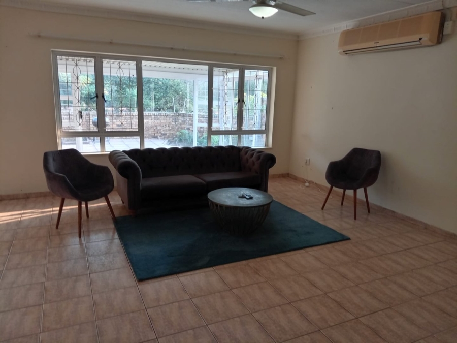 3 Bedroom Property for Sale in Uvongo KwaZulu-Natal