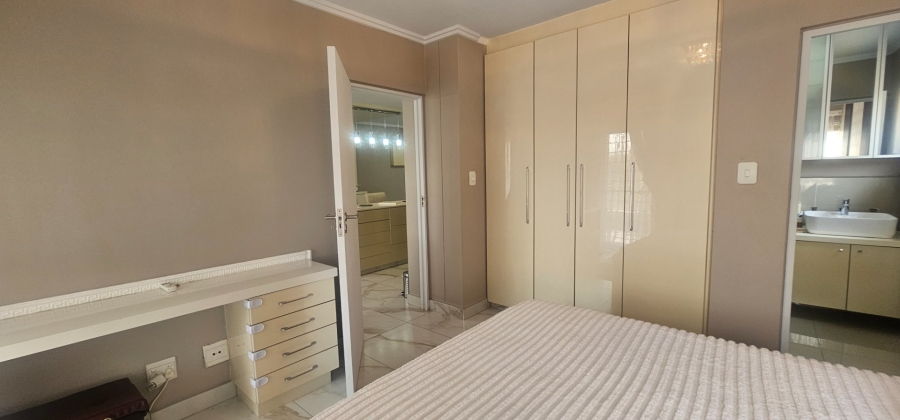 3 Bedroom Property for Sale in Sherwood KwaZulu-Natal