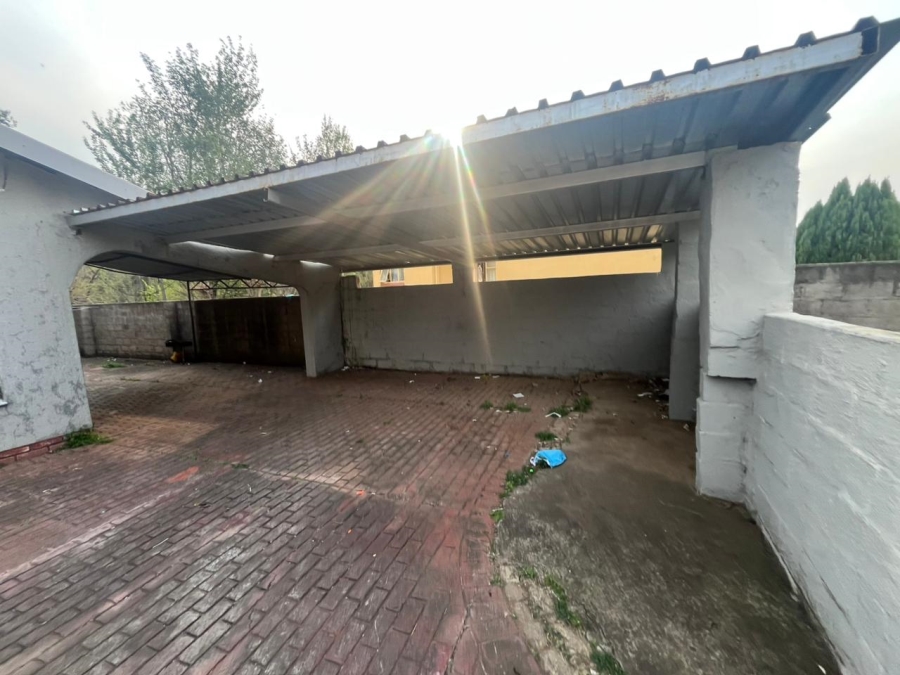3 Bedroom Property for Sale in Lennoxton KwaZulu-Natal