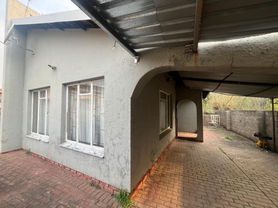 3 Bedroom Property for Sale in Lennoxton KwaZulu-Natal