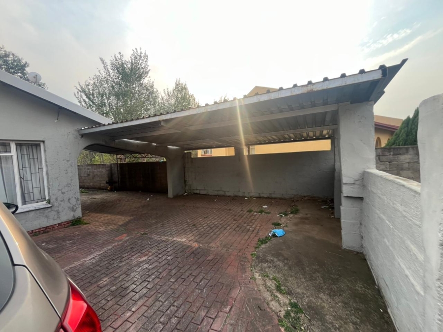 3 Bedroom Property for Sale in Lennoxton KwaZulu-Natal