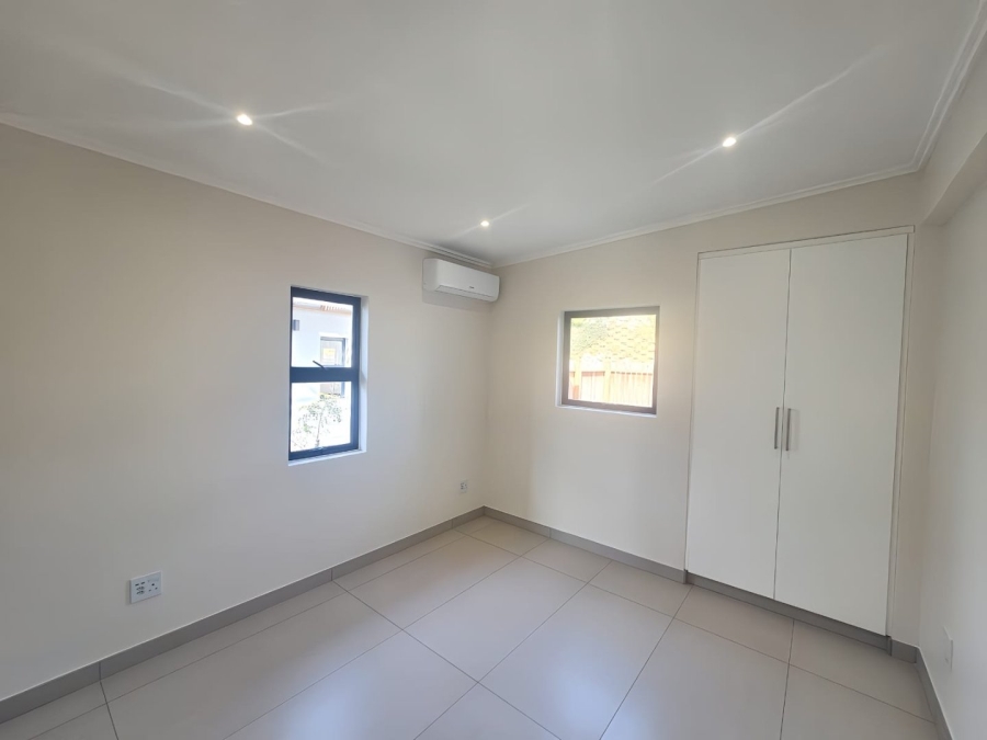 2 Bedroom Property for Sale in Shakas Rock KwaZulu-Natal