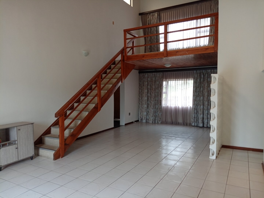 4 Bedroom Property for Sale in Uvongo KwaZulu-Natal