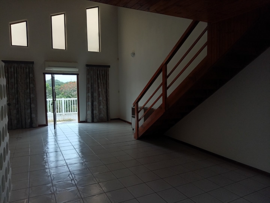 4 Bedroom Property for Sale in Uvongo KwaZulu-Natal