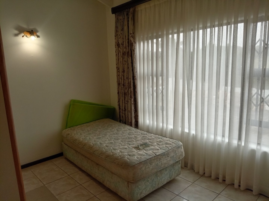 4 Bedroom Property for Sale in Uvongo KwaZulu-Natal