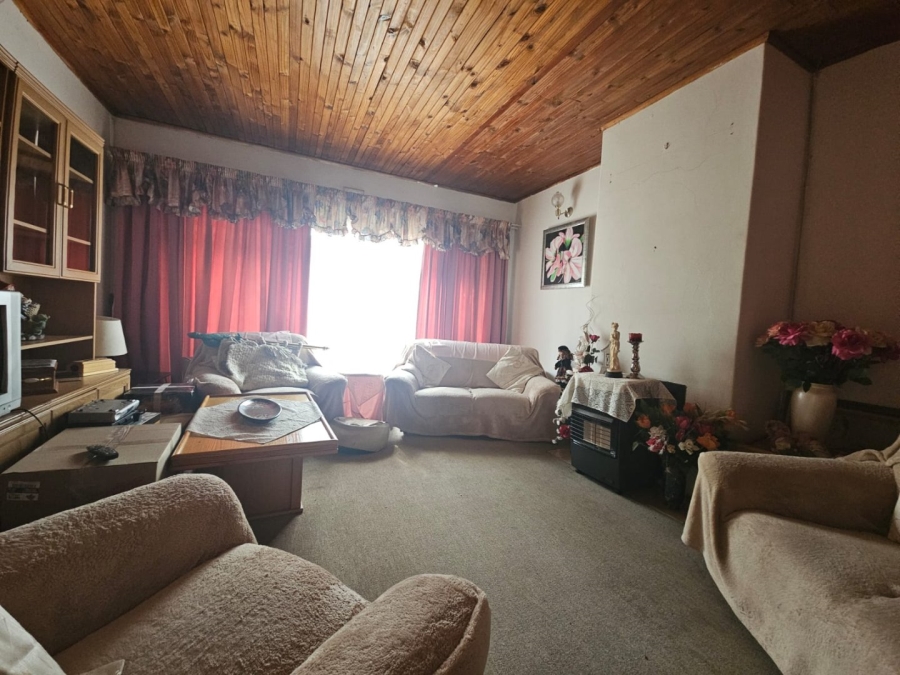 3 Bedroom Property for Sale in Pioneer Park KwaZulu-Natal