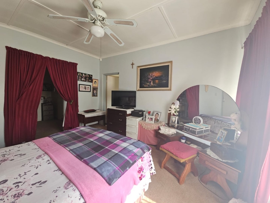 3 Bedroom Property for Sale in Pioneer Park KwaZulu-Natal