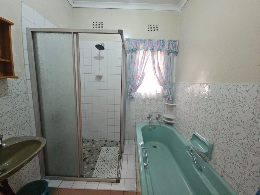3 Bedroom Property for Sale in Pioneer Park KwaZulu-Natal