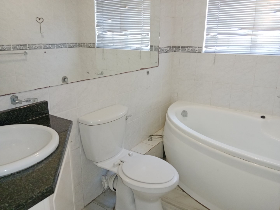 4 Bedroom Property for Sale in Chase Valley KwaZulu-Natal